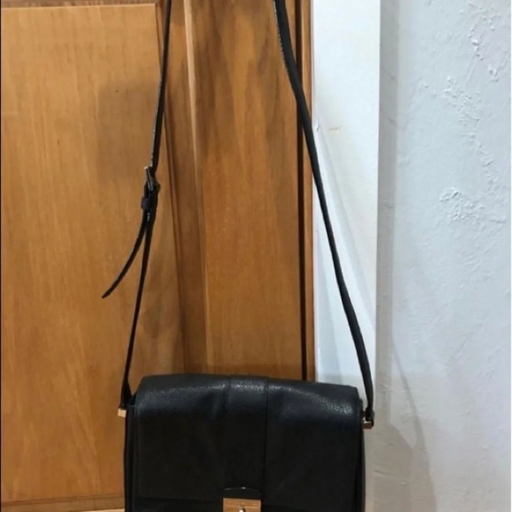 KATE SPADE-LOVETT STREET BLACK CROSSBODY